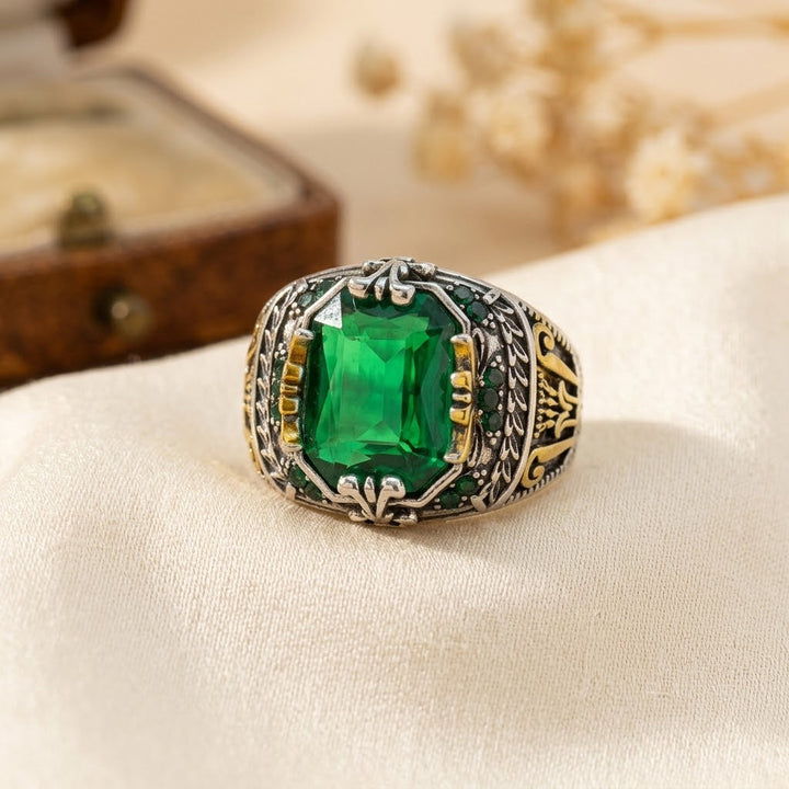Bague Vintage en Argent Émeraude — Groumia