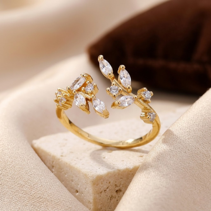 Bague en Or à Feuille Ouverte — Groumia