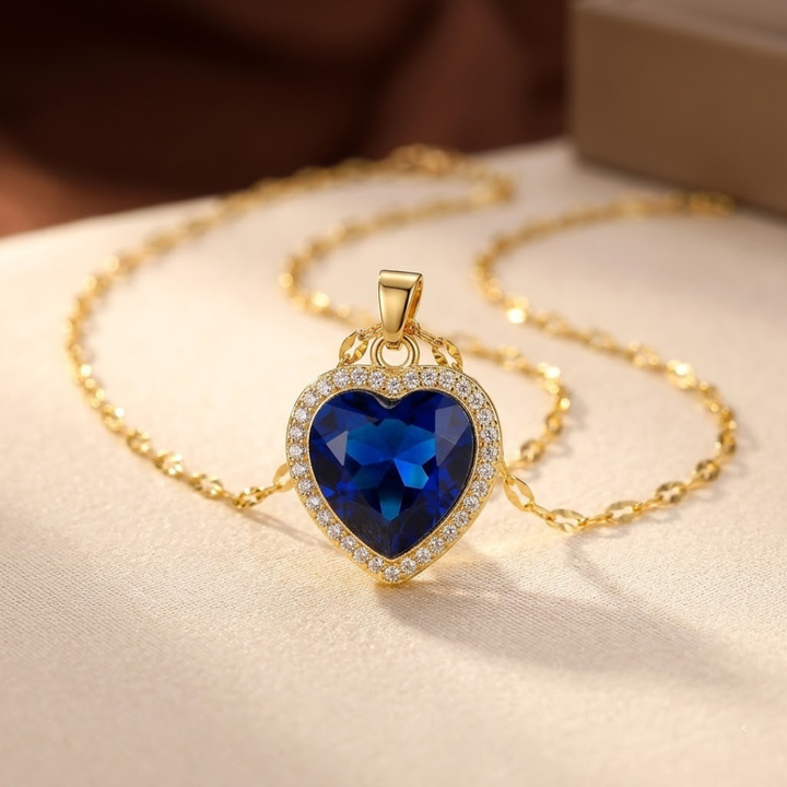 Collier en cœur de saphir doré — Groumia