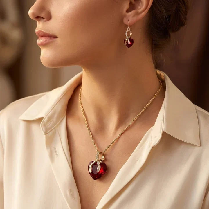Ensemble de Bijoux Cœur Tordu en Or et Rubis — Groumia