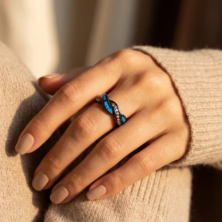 Bague en argent torsadée avec incrustation — Groumia