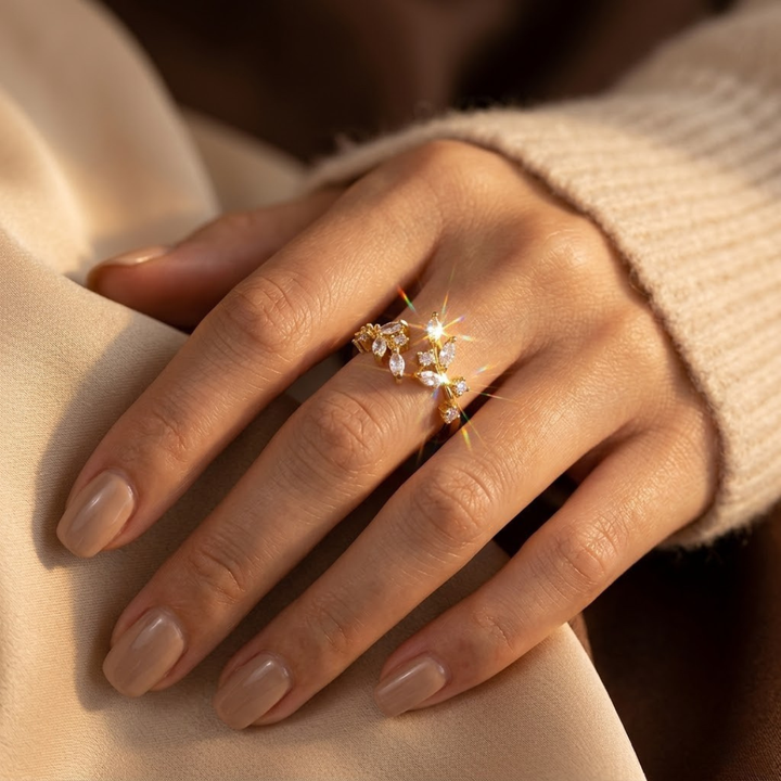 Bague en Or à Feuille Ouverte — Groumia