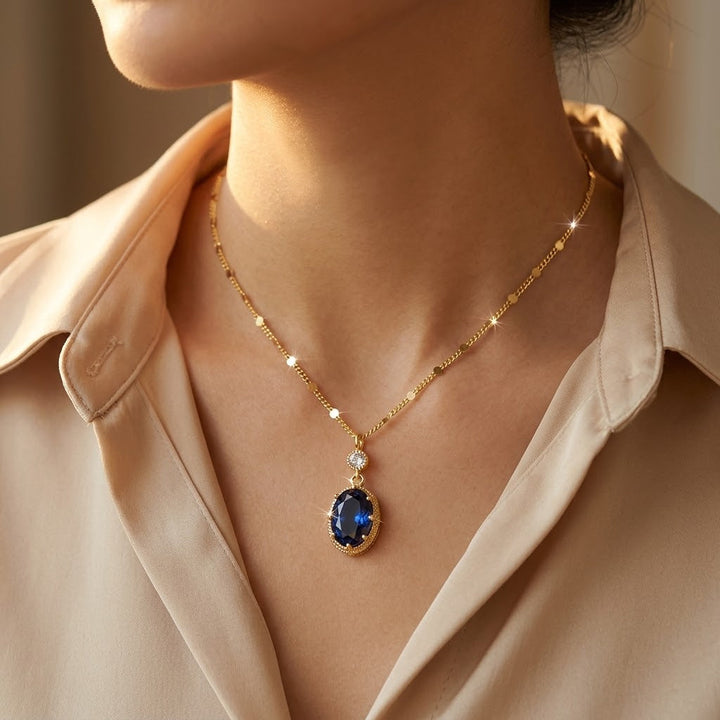 Collier Pendante Ovale en Or et Saphir — Groumia