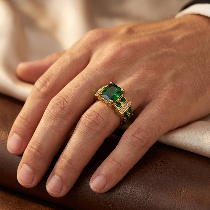 Bague géométrique en or émeraude — Groumia