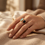 Bague ouverte en or à deux pierres — Groumia