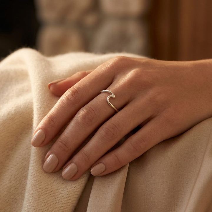 Bague Ouverte Minimaliste en Argent — Groumia