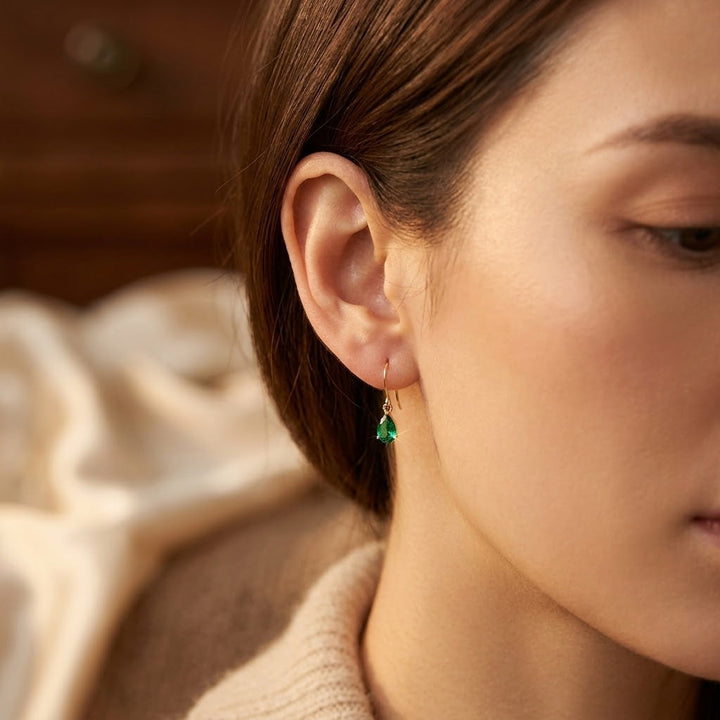 Boucles d'oreilles goutte d'eau en or émeraude — Groumia