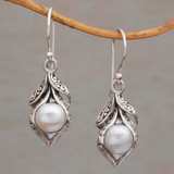 Boucles d'oreilles en argent vintage avec perles pendantes — Groumia