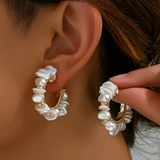 Boucles d'oreilles rétro avec perle blanche — Groumia