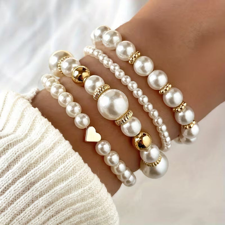 Bracelets en perles blanches — Groumia