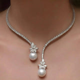 Collier Élégant et Éclatant en Perles Argentées — Groumia