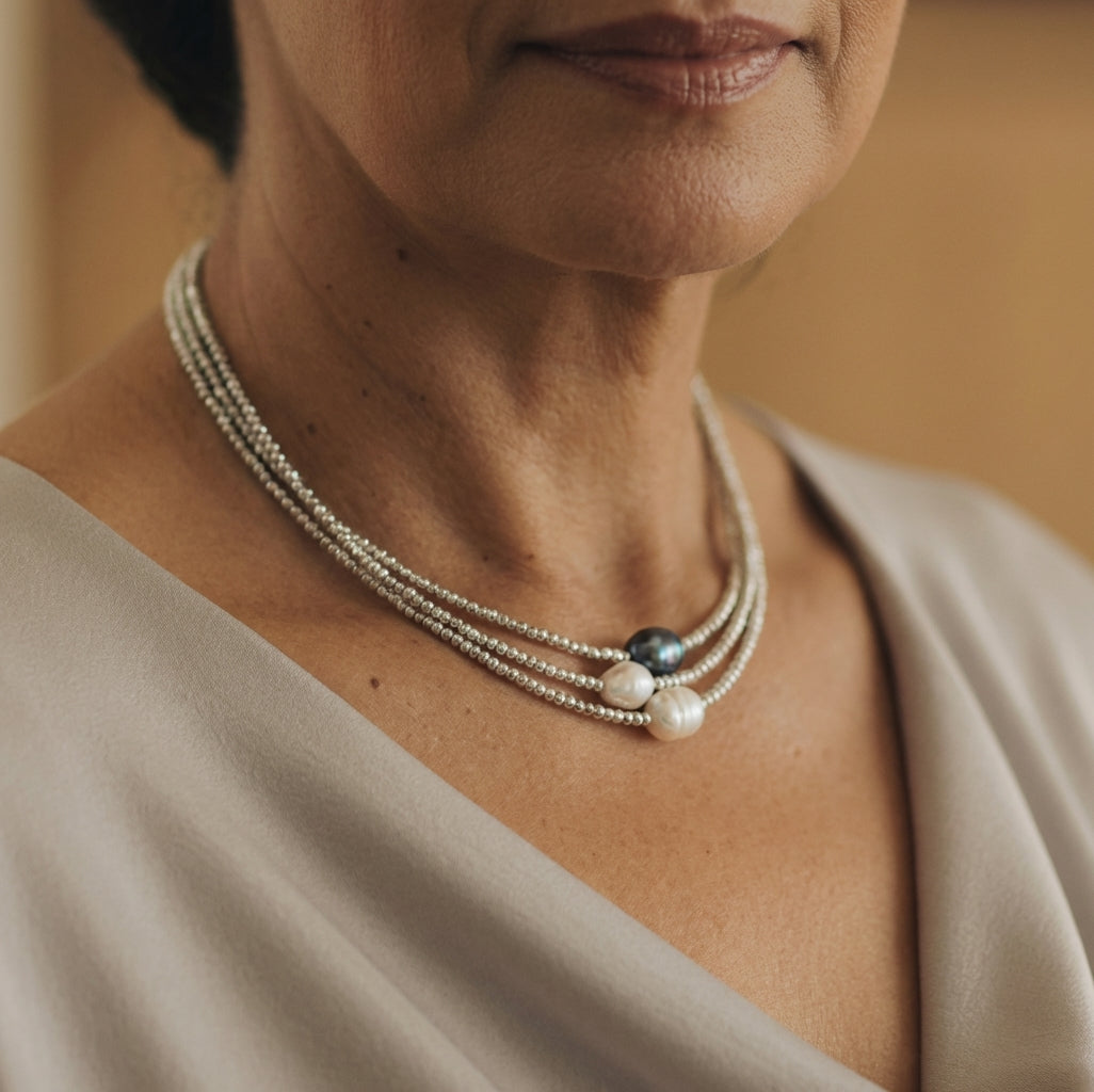 Collier en perles naturelles — Groumia