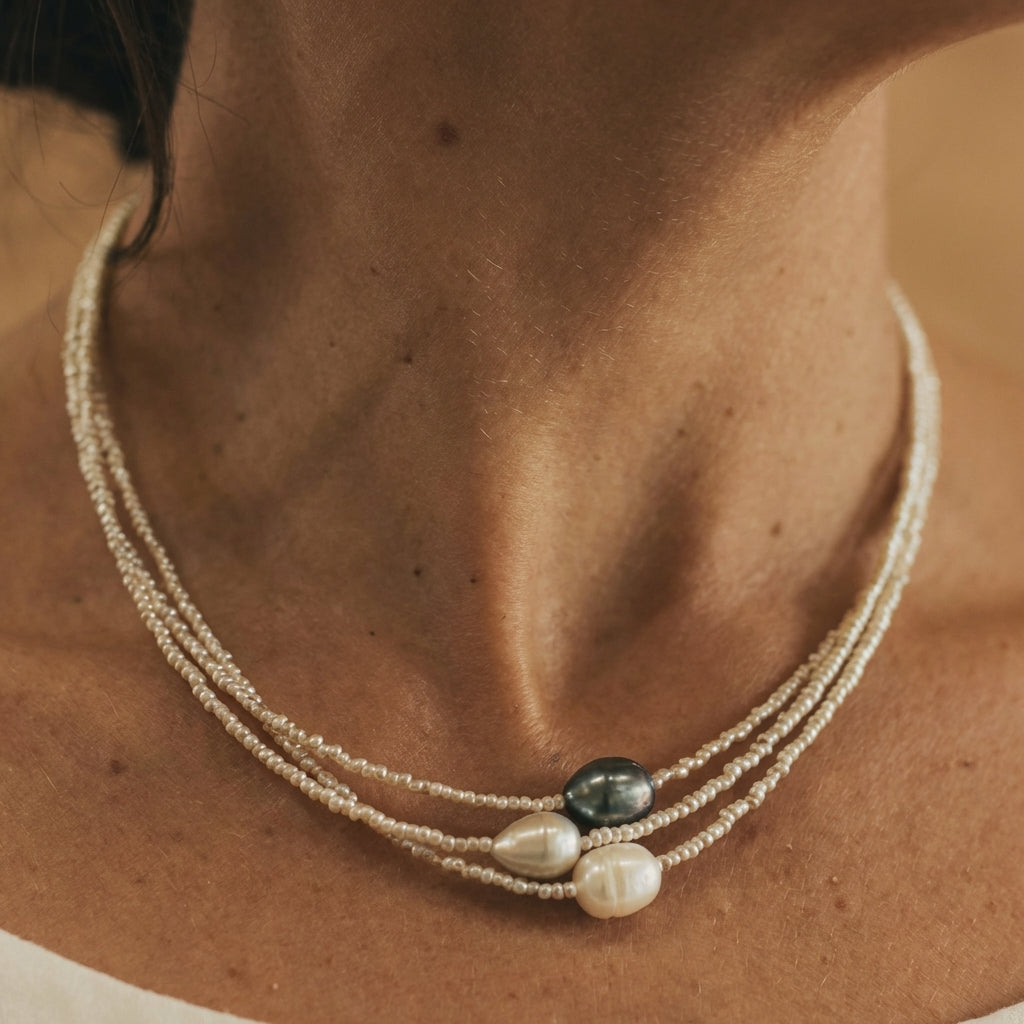 Collier en perles naturelles — Groumia