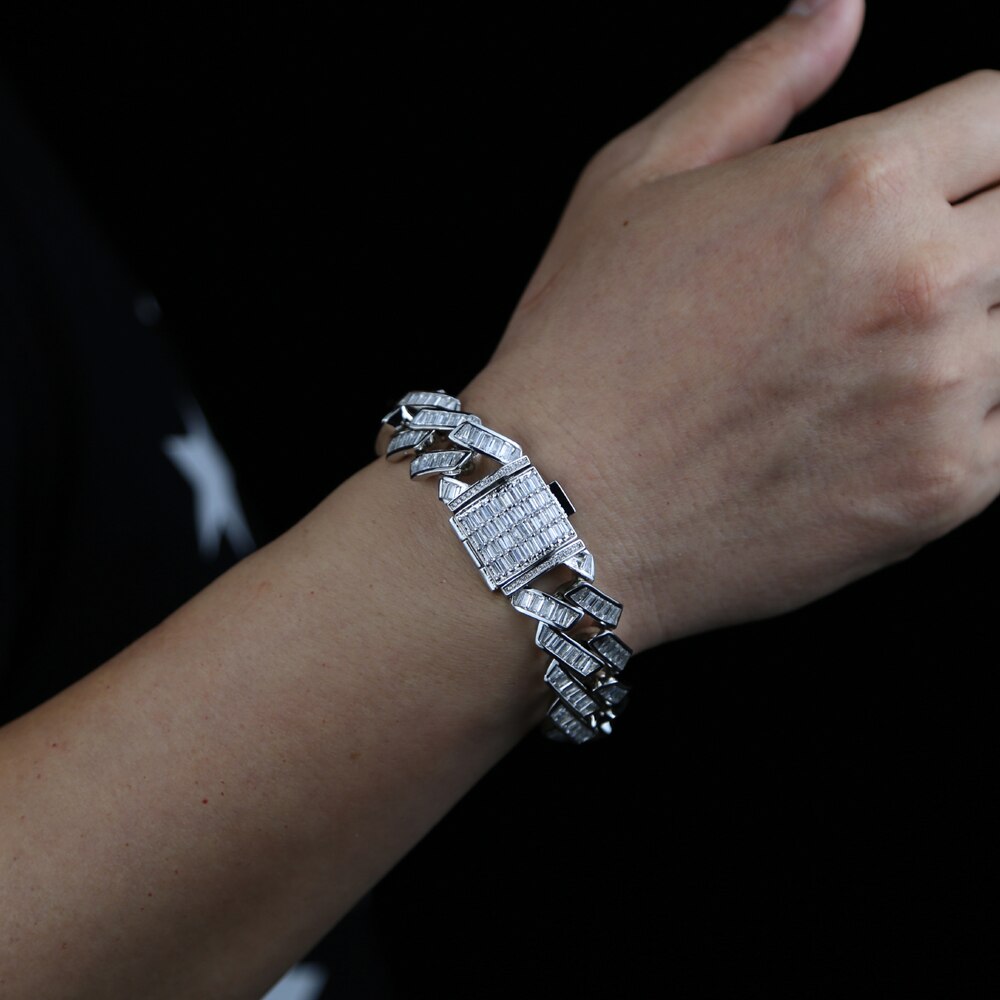 Collier hip hop — Groumia