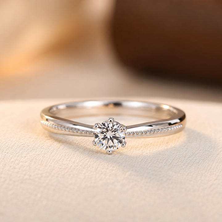 Bague Solitaire Signature Clara — Groumia