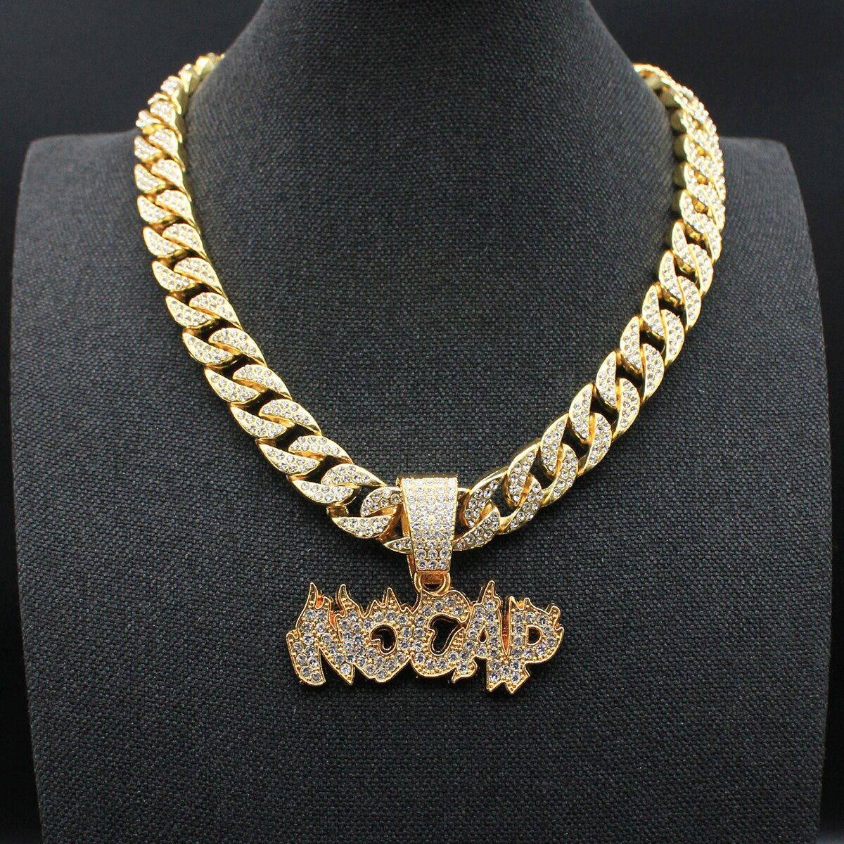 Chaine diamant rappeur — Groumia