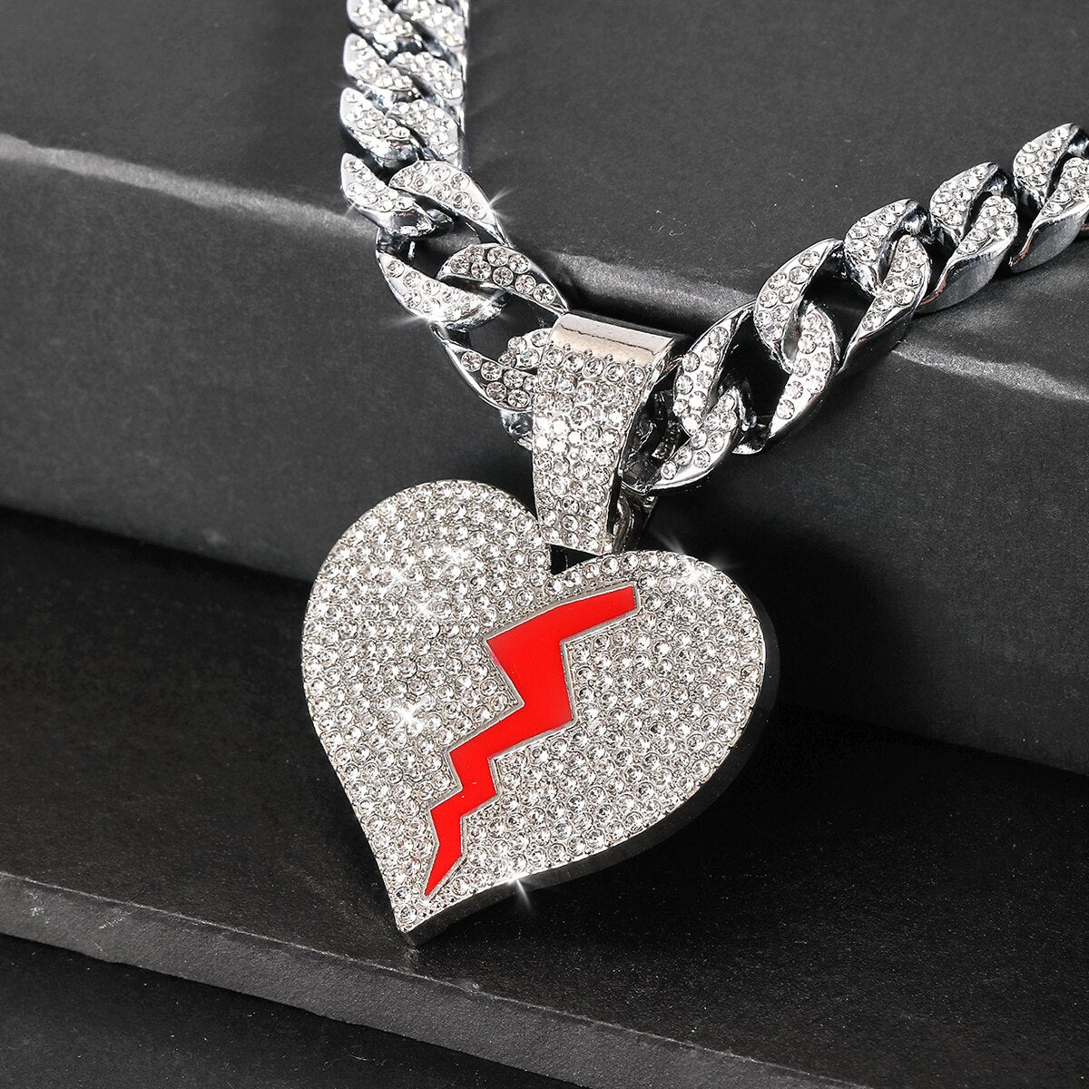 Chaine coeur brisé — Groumia