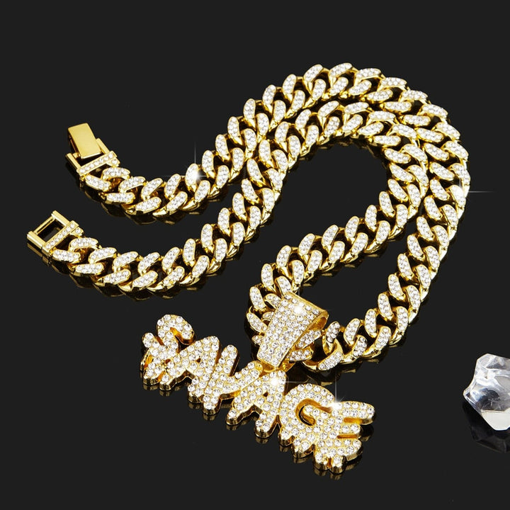 Collier Savage — Groumia