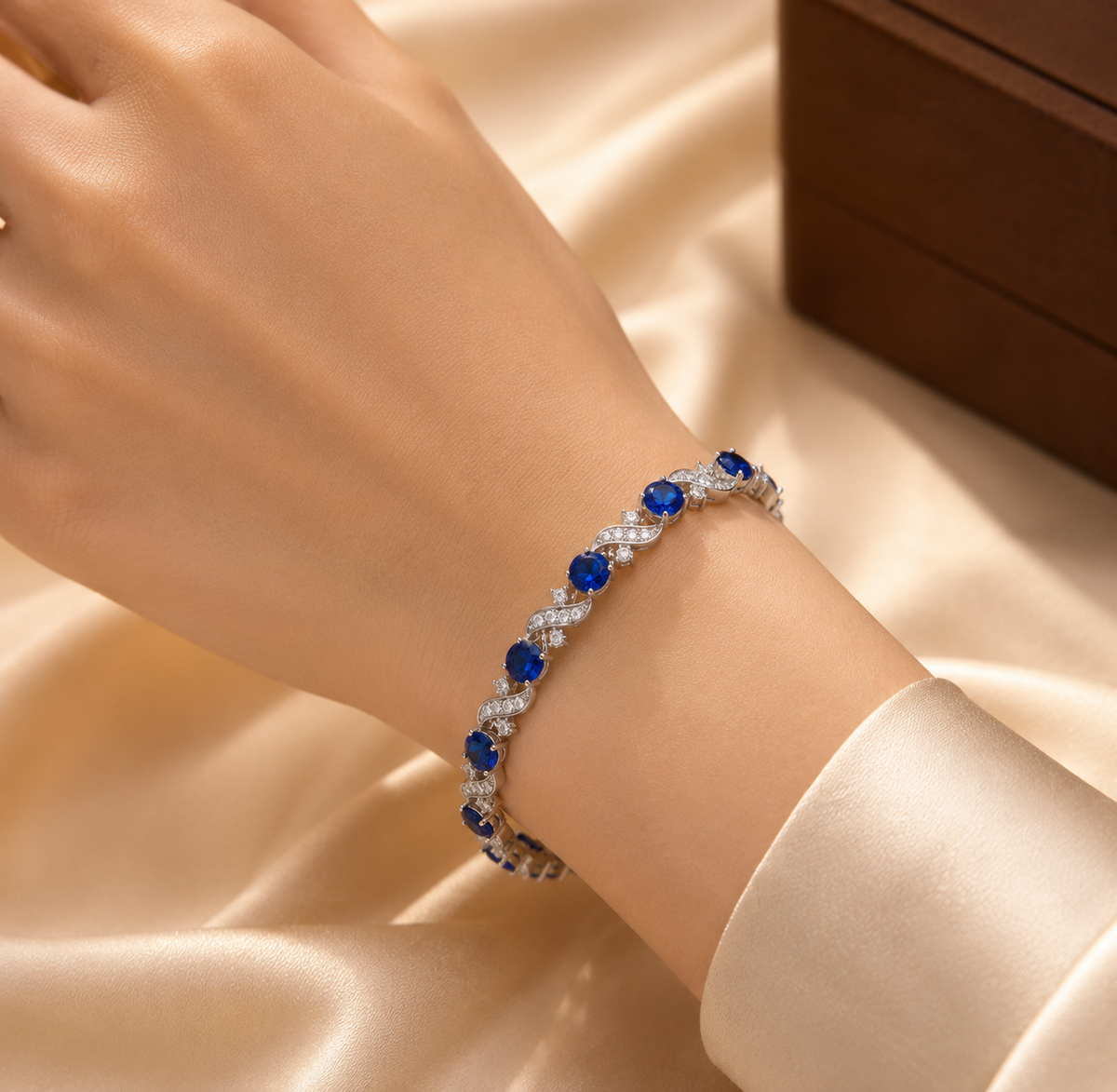 Bracelet en lien floral en saphir argenté — Groumia