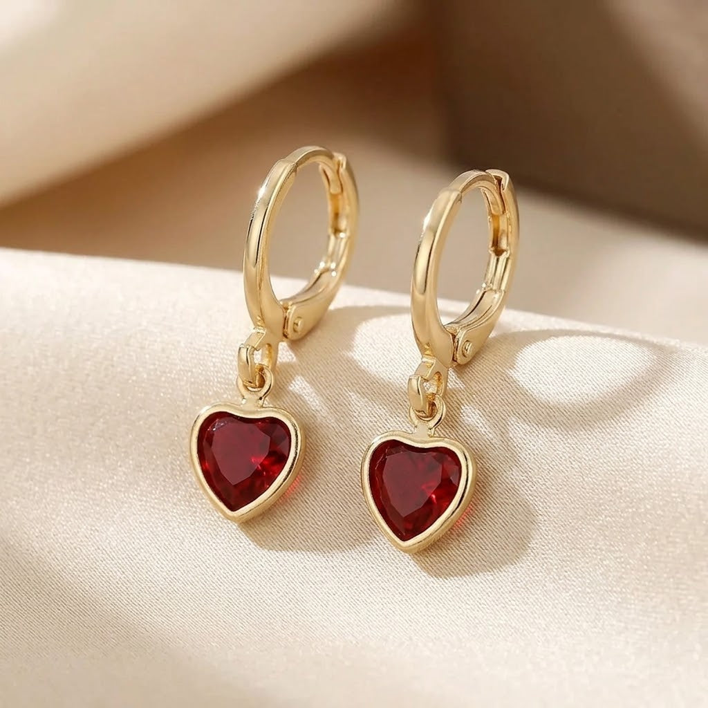 Boucles d'oreilles pendantes en or et rubis en forme de cœur — Groumia