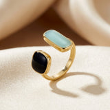 Bague ouverte en or à deux pierres — Groumia