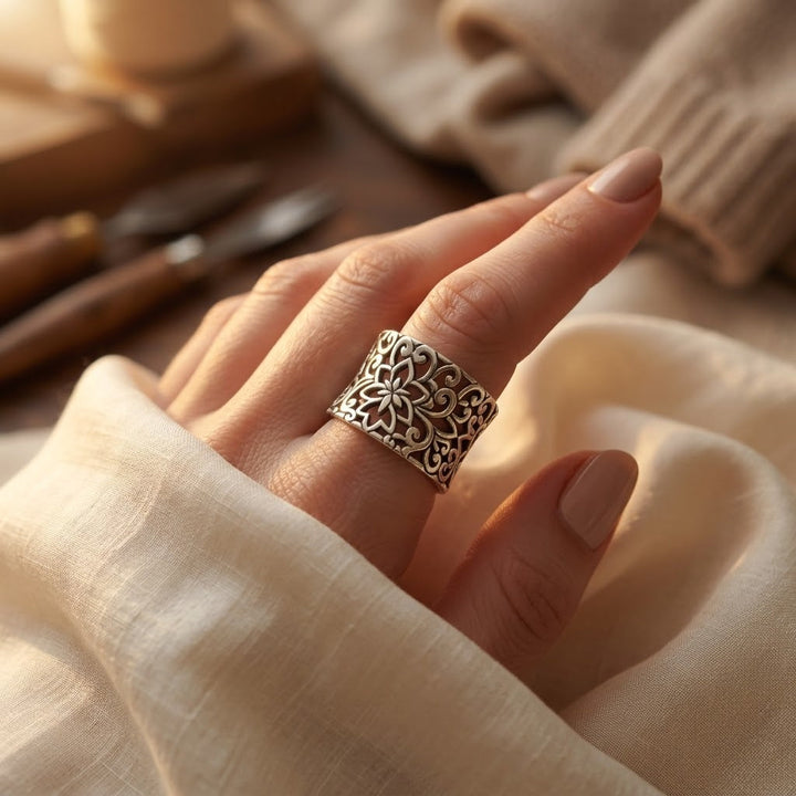 Bague en Filigrane Argenté Ornée — Groumia