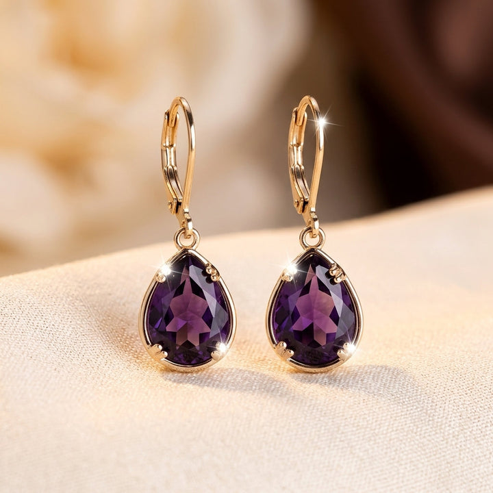 Boucles d'oreilles en or avec goutte d'améthyste — Groumia
