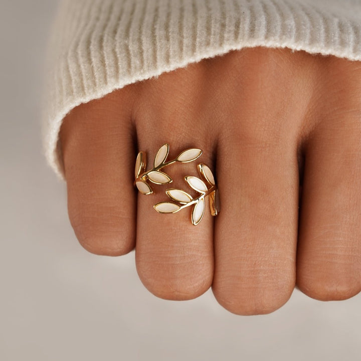Bague Motif Feuille d'Or — Groumia