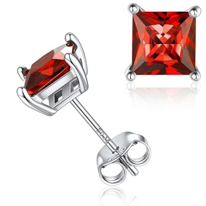 Boucles d'oreilles en rubis taille princesse minimalistes — Groumia
