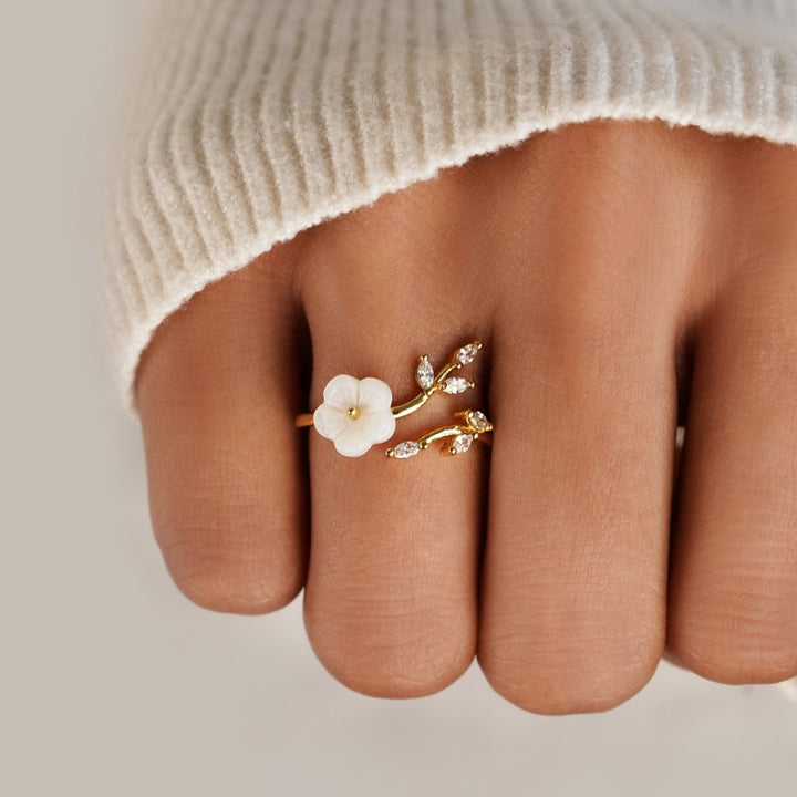 Bague Ouverte en Or avec Fleurs et Feuilles — Groumia