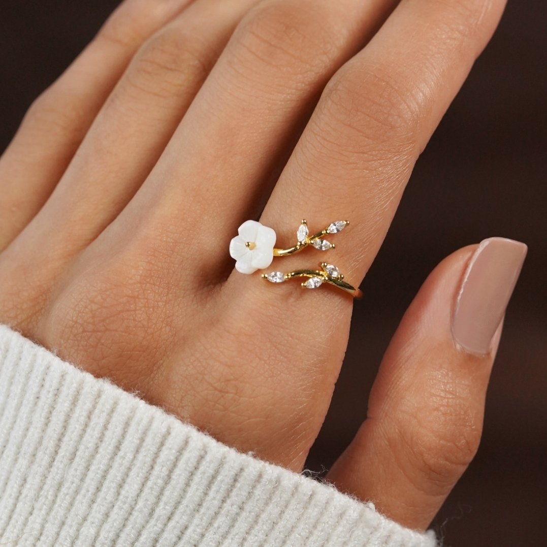 Bague Ouverte en Or avec Fleurs et Feuilles — Groumia